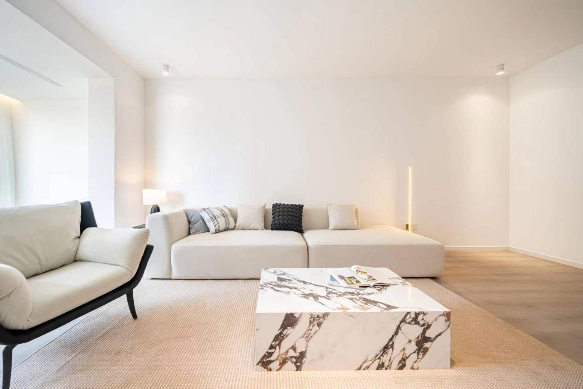 Appartement Eastern Hub - Bund Branch Enjoy The Beautiful Scenery Of The Bund At The People's Square Of The New French Window, The Big Flat Floor Is Close To Huaihai Road, Xintiandi Shanghai