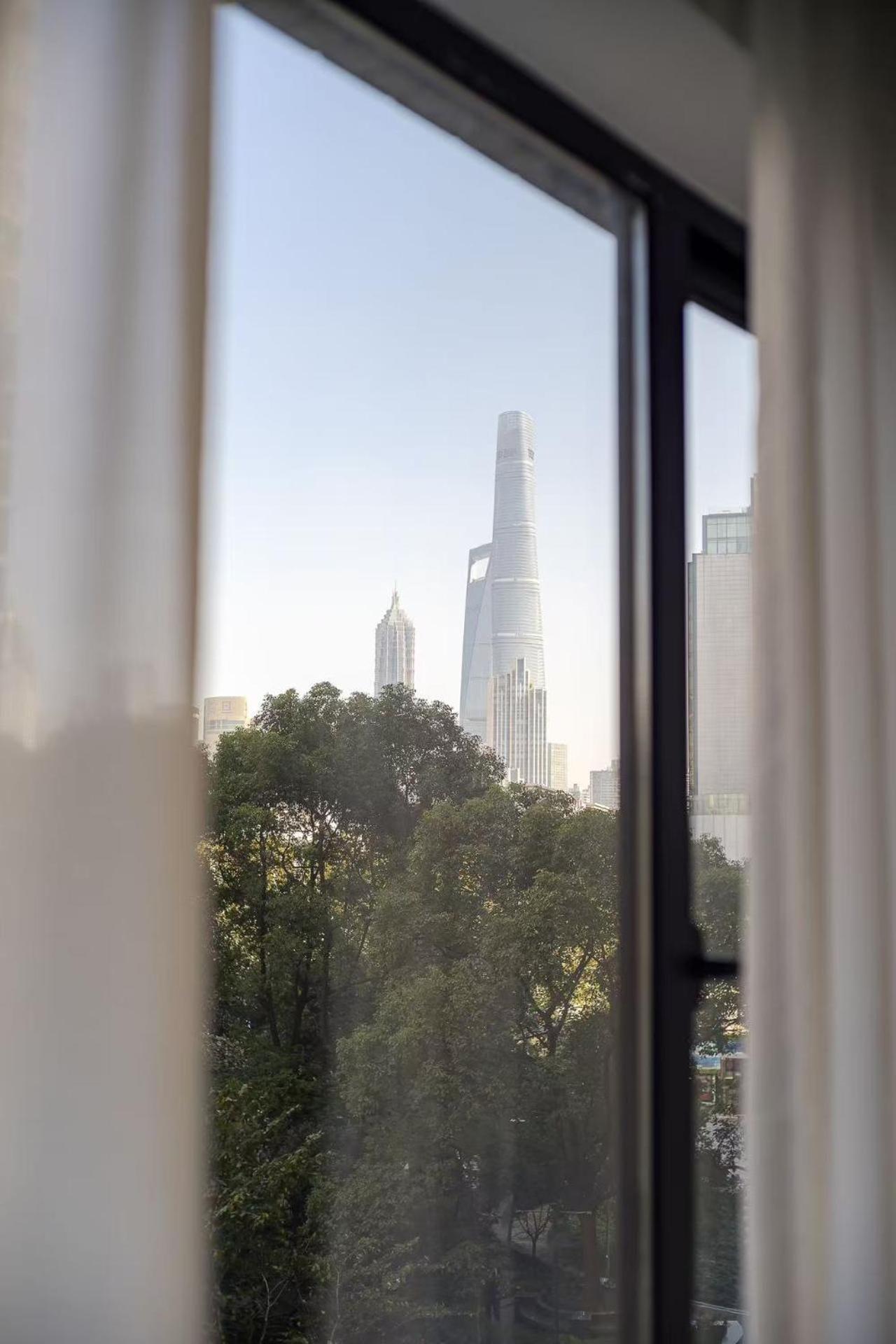 Eastern Hub - Bund Branch Enjoy The Beautiful Scenery Of The Bund At The People's Square Of The New French Window, The Big Flat Floor Is Close To Huaihai Road, Xintiandi Shanghai